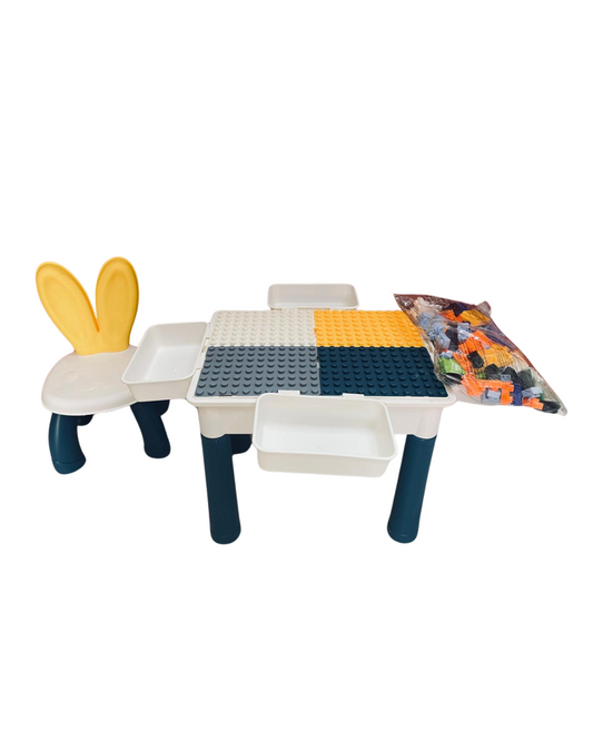 Juego de mesa con bloques de construcción